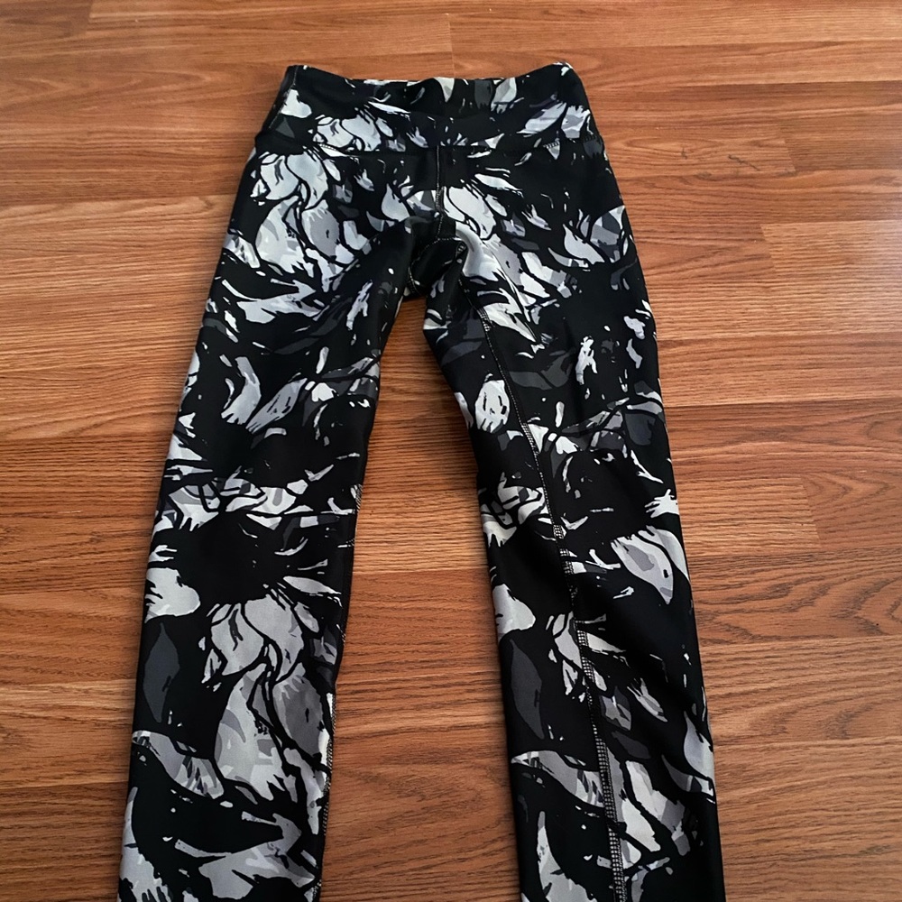 Marika Leggings